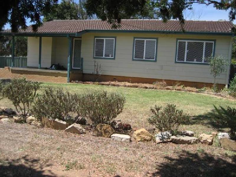 82 Wandobah Road, Gunnedah NSW 2380