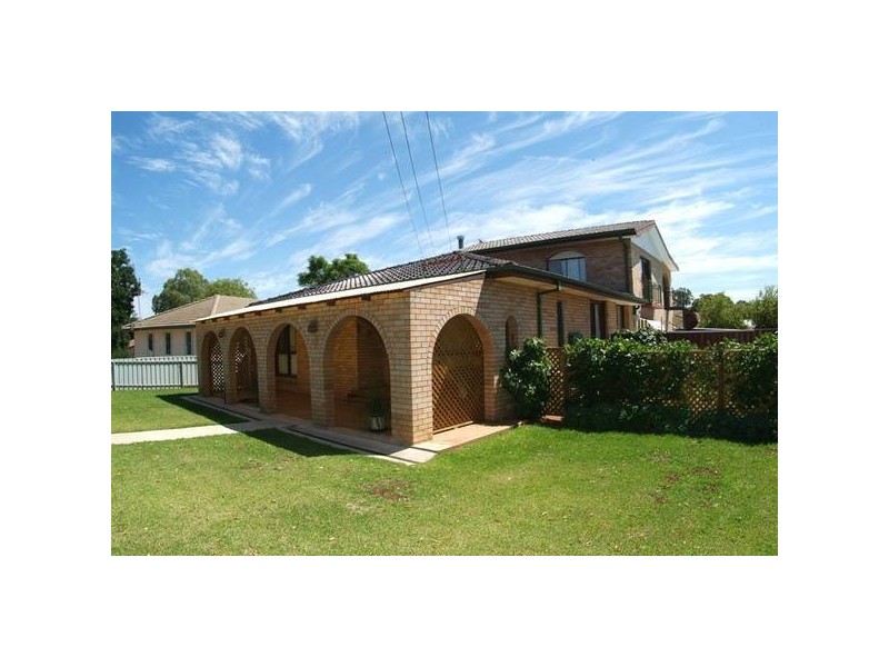 52 Jaeger Avenue, Gunnedah NSW 2380