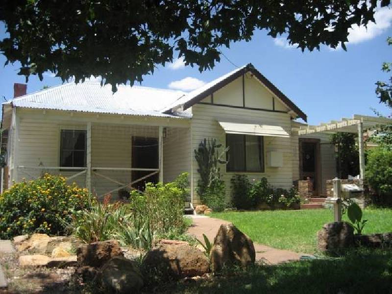 5 Wentworth Street, Gunnedah NSW 2380