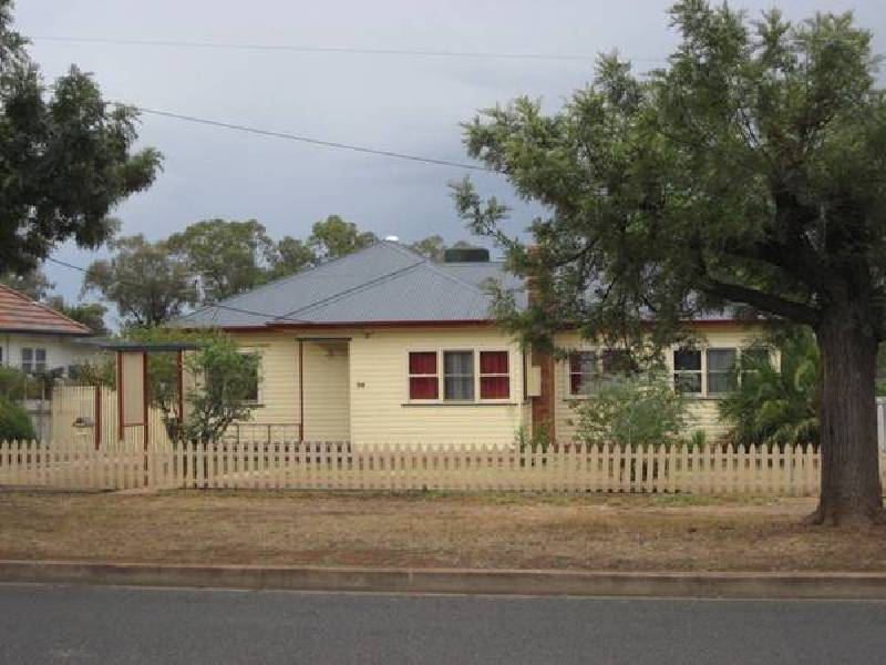 94 Hunter Street, Gunnedah NSW 2380
