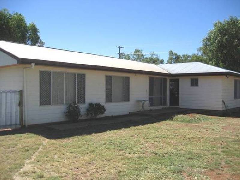 Pine Street, Curlewis NSW 2381