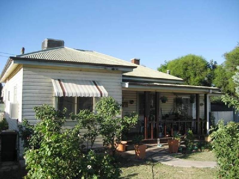 10 Railway Avenue, Gunnedah NSW 2380