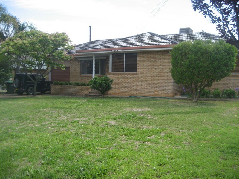 16 Ashford Street, Gunnedah NSW 2380