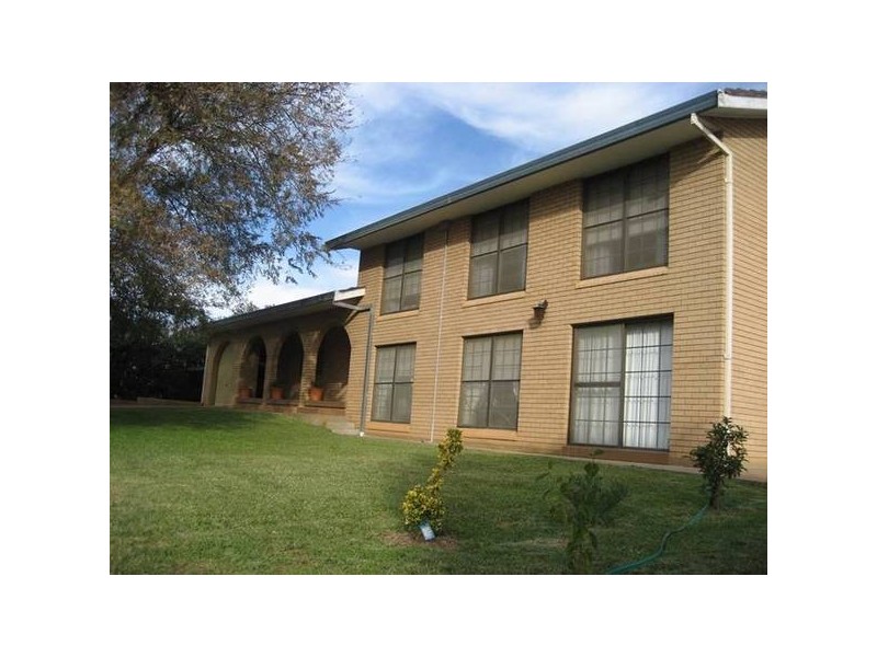 99 Hunter Street, Gunnedah NSW 2380