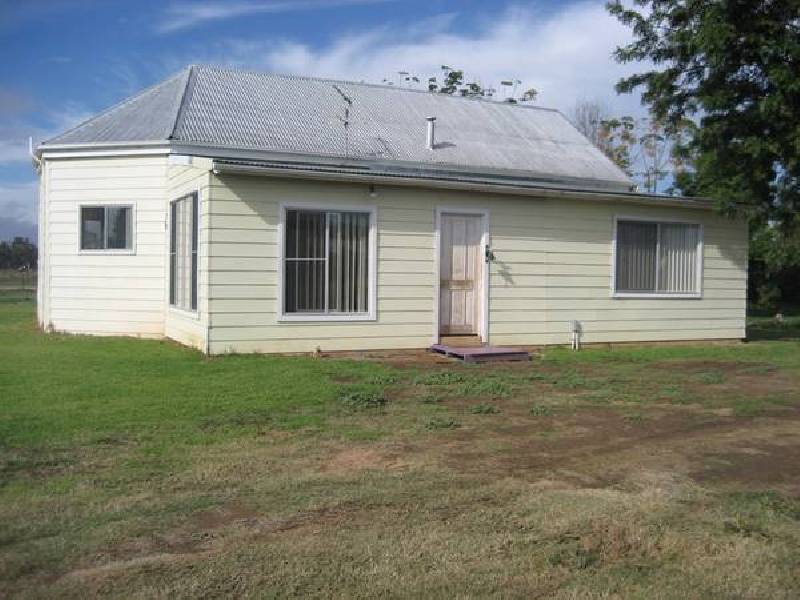 1-3 Forbes Street, Carroll NSW 2340