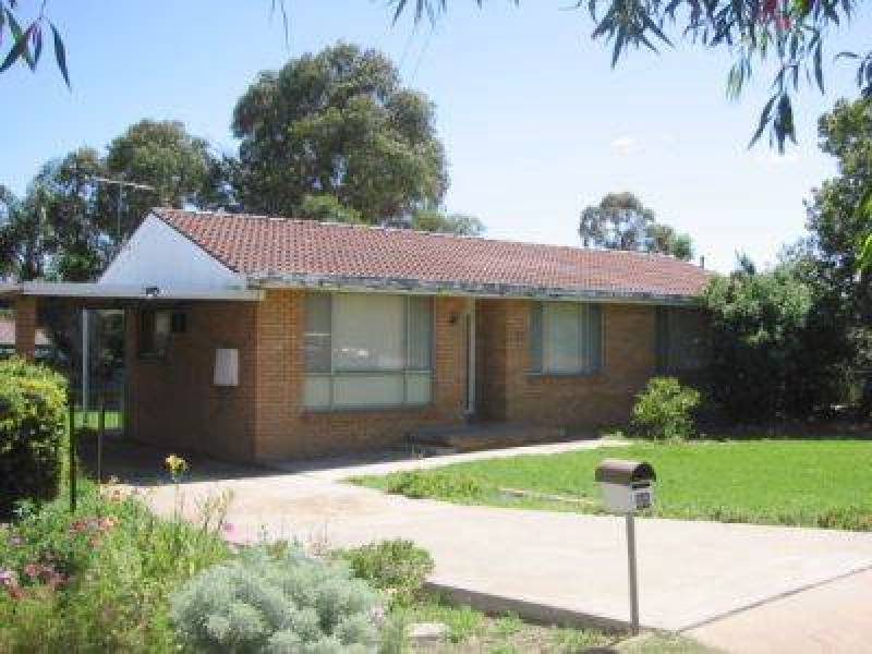 25 Pike Street, Gunnedah NSW 2380