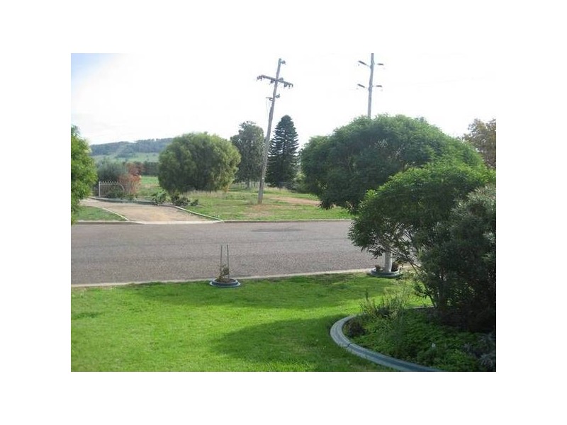 1/14 Hinton Drive, Gunnedah NSW 2380