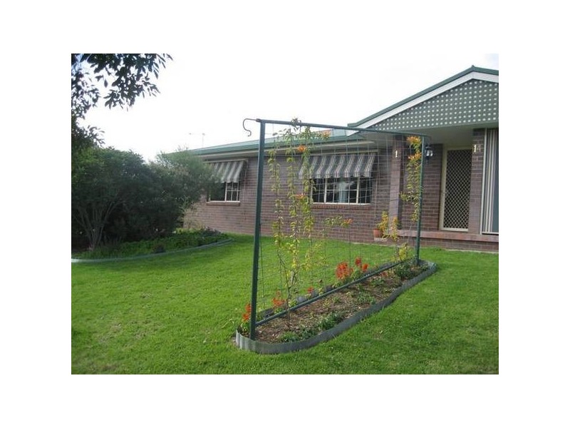 1/14 Hinton Drive, Gunnedah NSW 2380