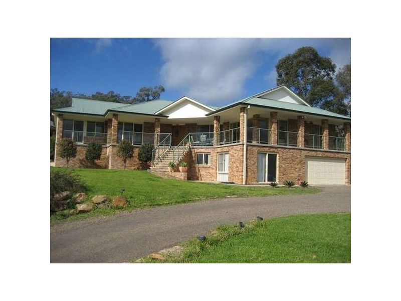 16 Hillcrest Road, Gunnedah NSW 2380