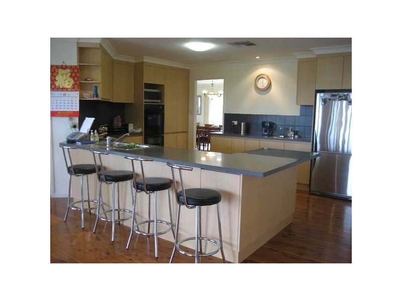 16 Hillcrest Road, Gunnedah NSW 2380