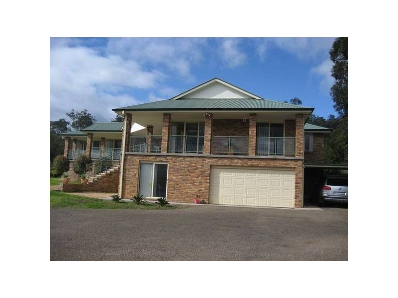 16 Hillcrest Road, Gunnedah NSW 2380