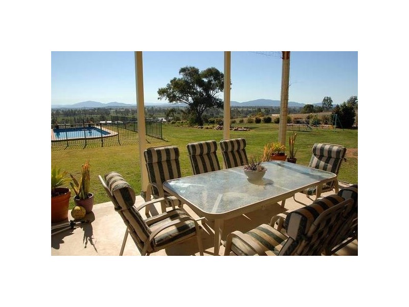 2 Pinehill Road, Gunnedah NSW 2380