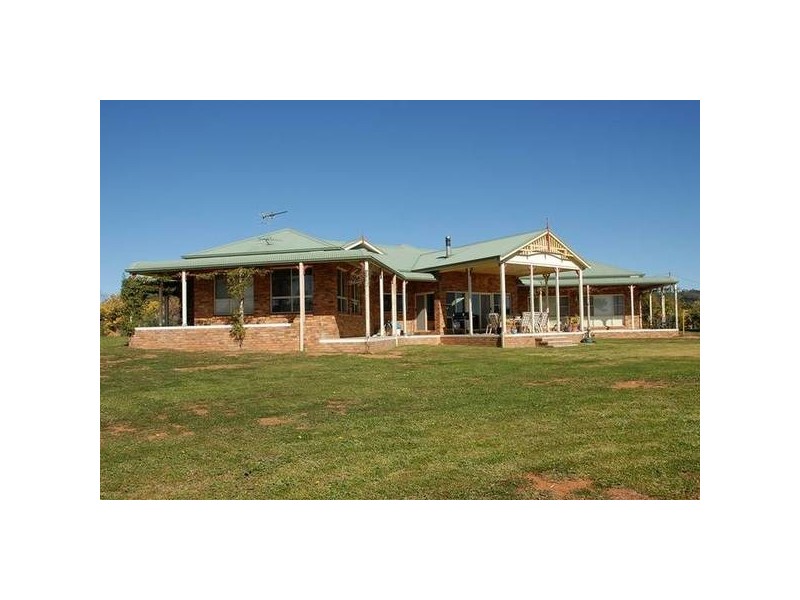 2 Pinehill Road, Gunnedah NSW 2380