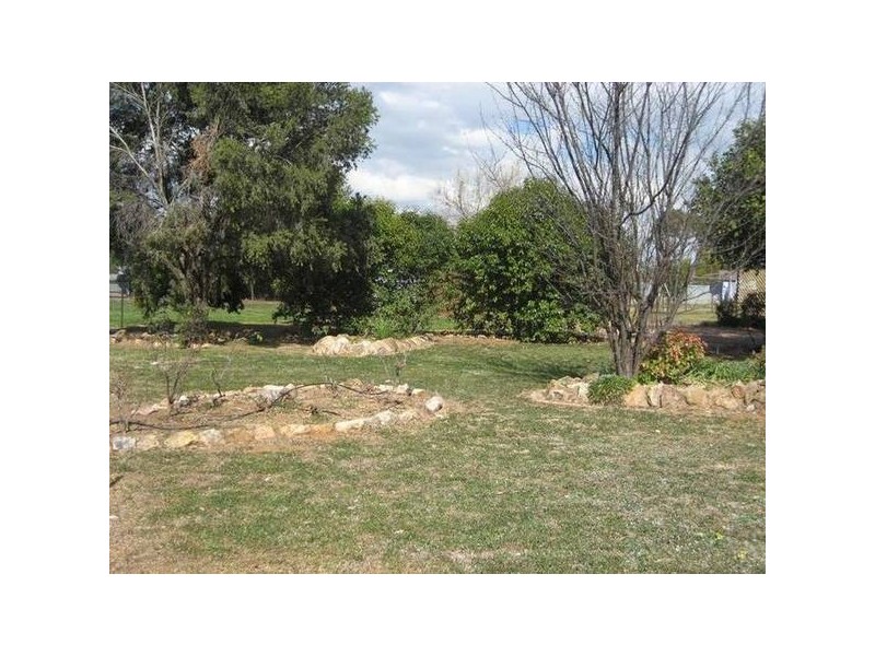 27 Pine Street, Curlewis NSW 2381