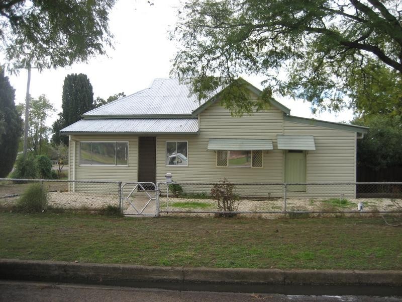 194 Bloomfield Street, Gunnedah NSW 2380