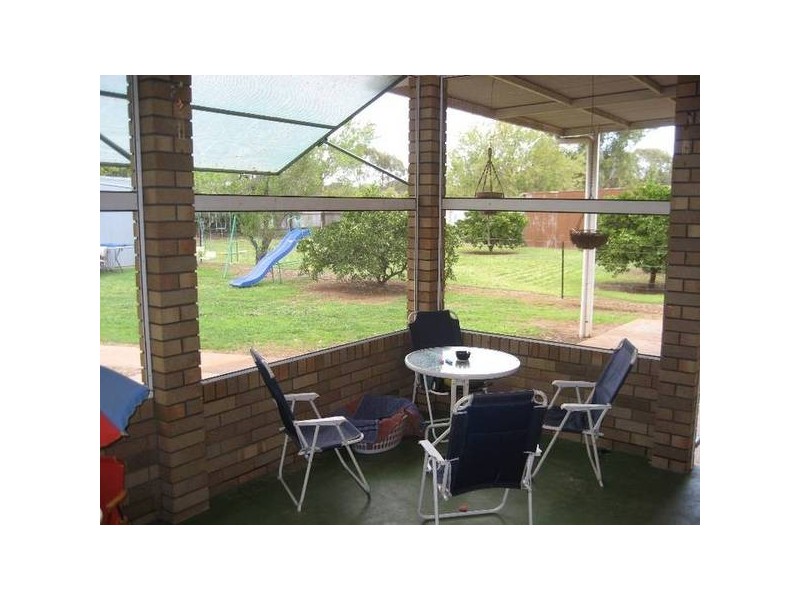 25 Pine Street, Curlewis NSW 2381