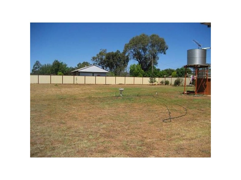 19 Pine Street, Curlewis NSW 2381