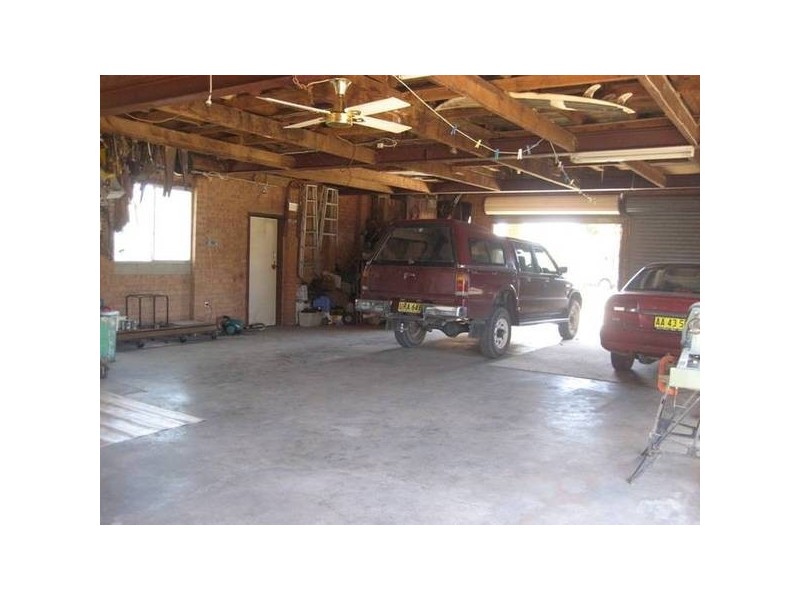19 Pine Street, Curlewis NSW 2381