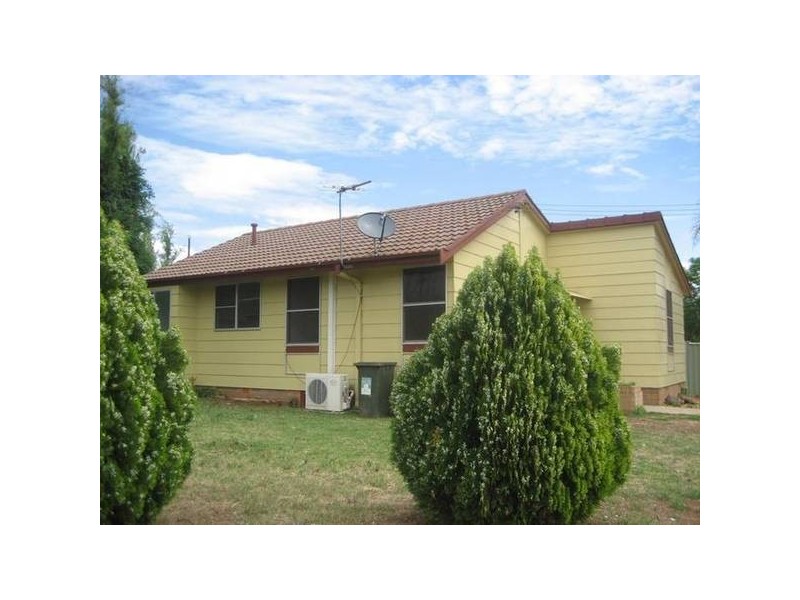 11 Bando Street, Gunnedah NSW 2380