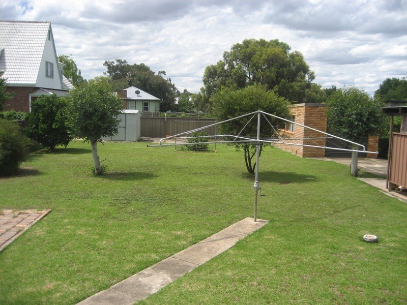 16 George Street, Gunnedah NSW 2380