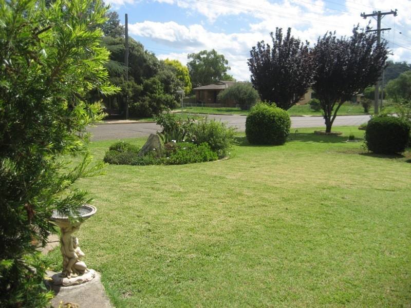 16 George Street, Gunnedah NSW 2380