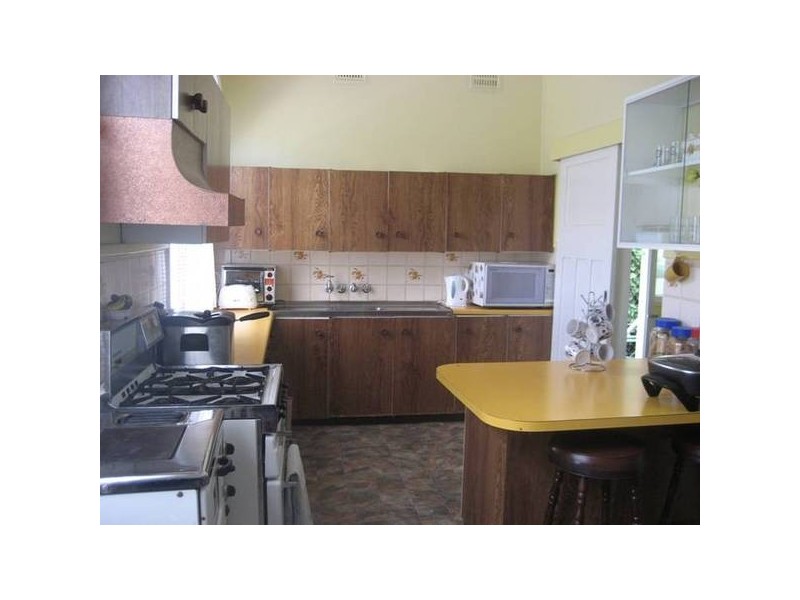 27 Barber Street, Gunnedah NSW 2380