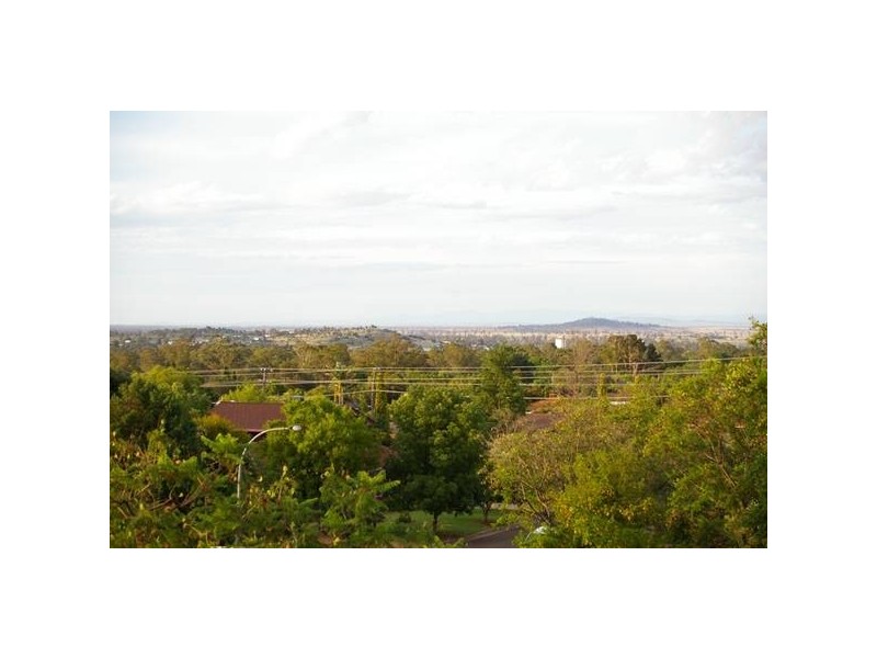 10 Anderson Place, Gunnedah NSW 2380