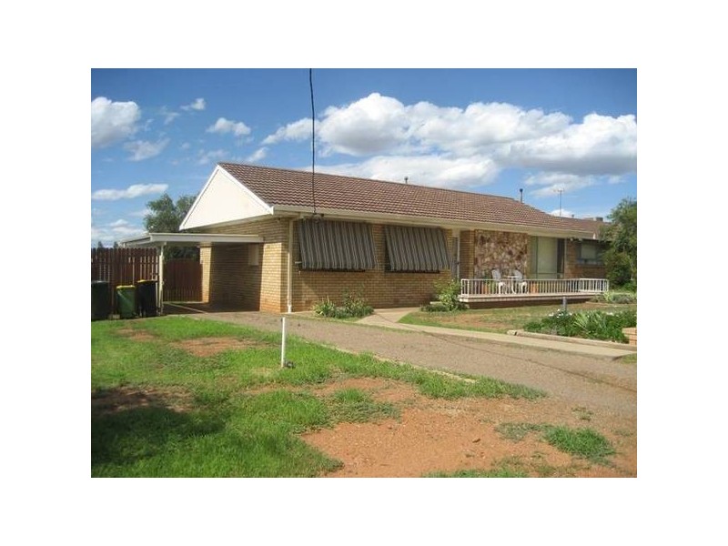 23 Hopedale Avenue, Gunnedah NSW 2380