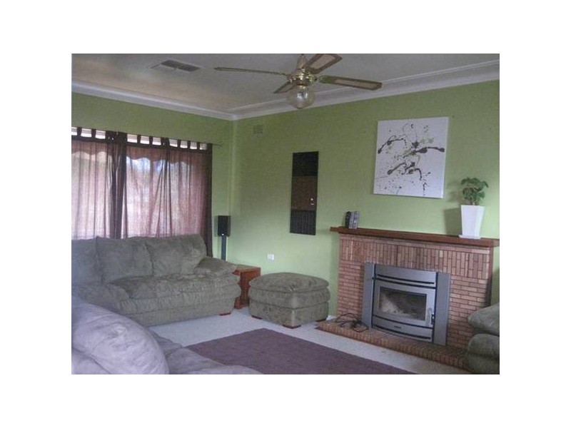 24 Albion Street, Gunnedah NSW 2380