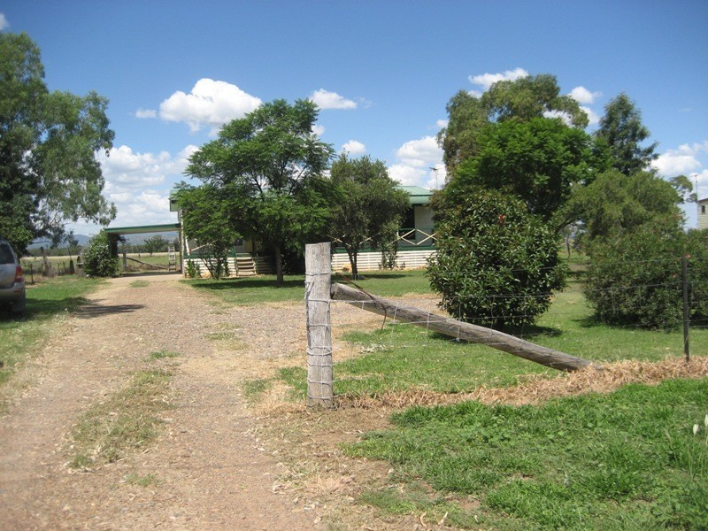 8 Breeza Street, Carroll NSW 2340