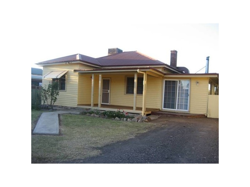 10 Railway Avenue, Gunnedah NSW 2380