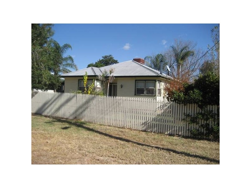 49 View Street, Gunnedah NSW 2380