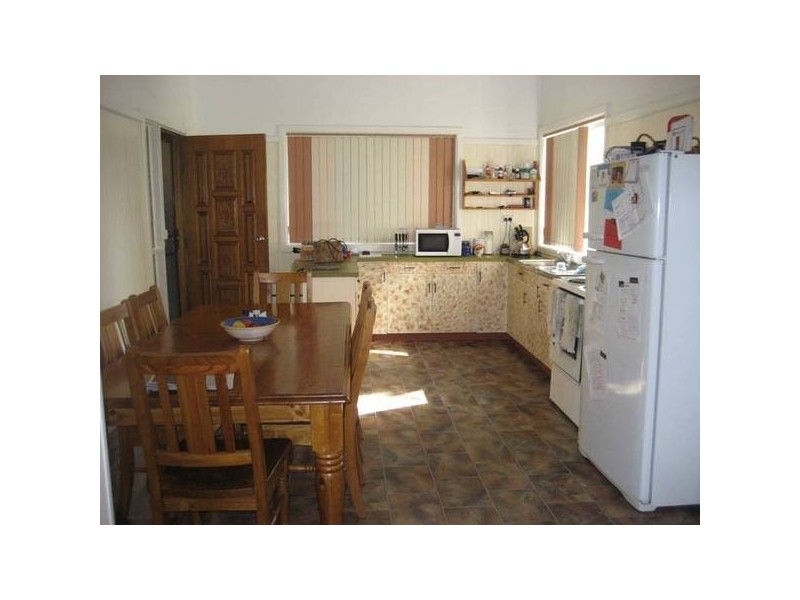 64 George Street, Gunnedah NSW 2380