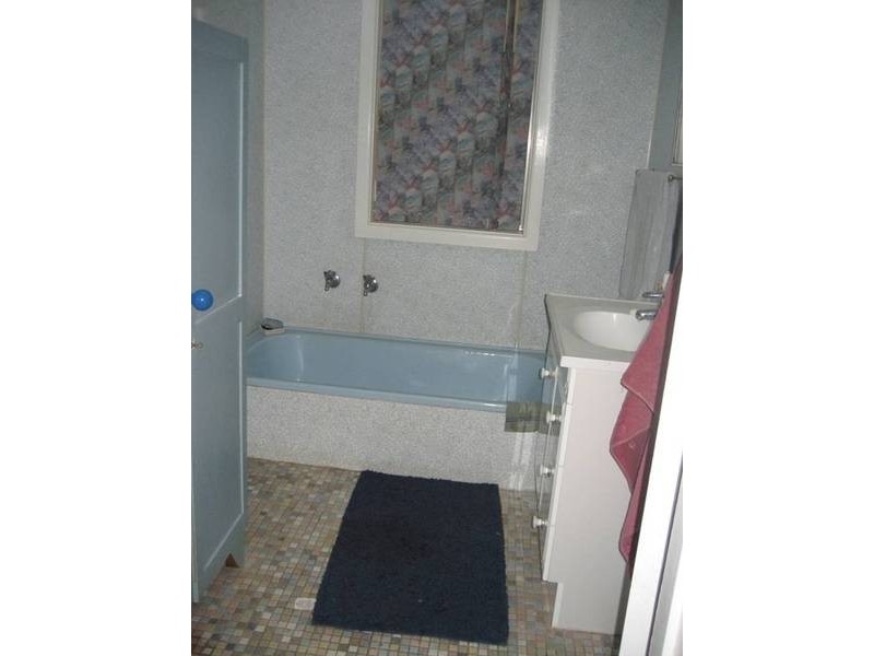 64 George Street, Gunnedah NSW 2380