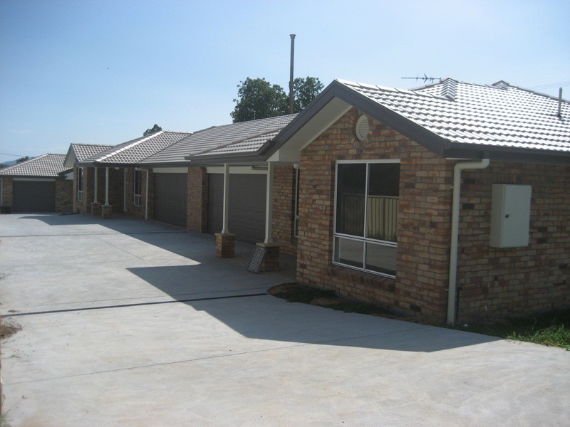 2/210 Bloomfield Street, Gunnedah NSW 2380