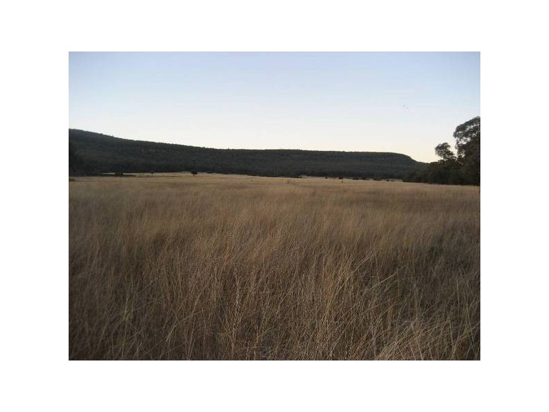 ” Tullah Brae”, Curlewis NSW 2381