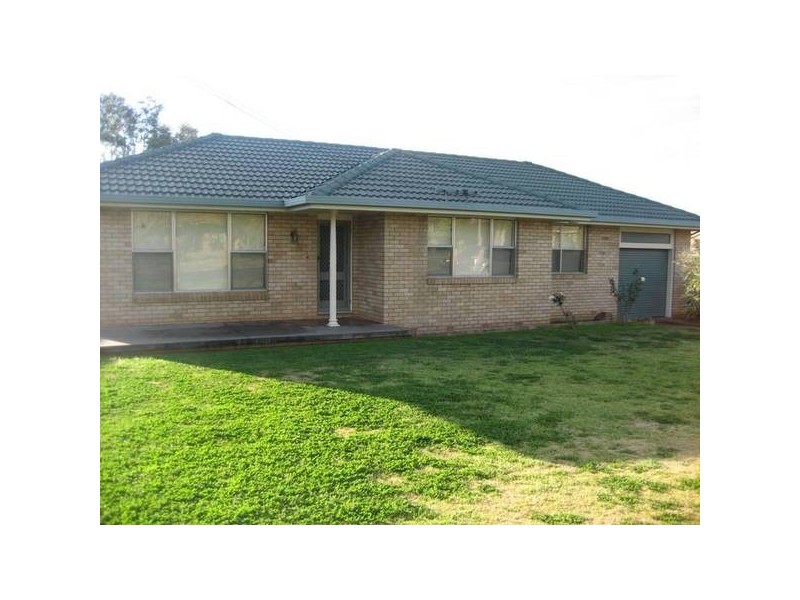 26 Ashford Street, Gunnedah NSW 2380