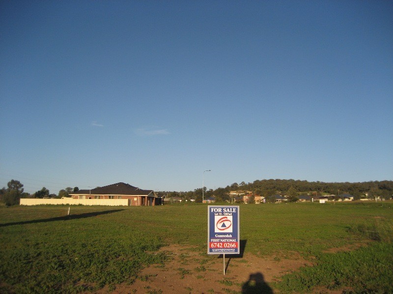 * Wattle & Waratah Streets, Gunnedah NSW 2380