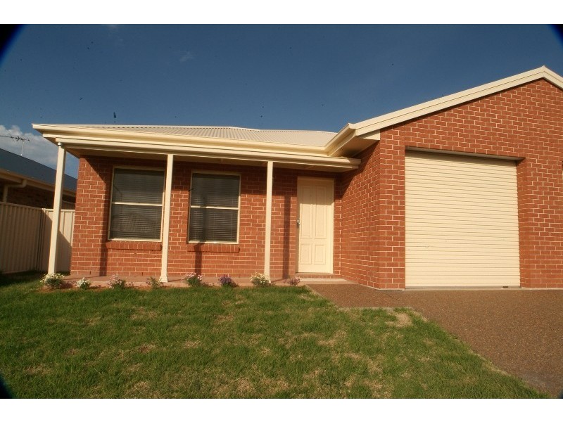 1/20 Hinton Drive, Gunnedah NSW 2380
