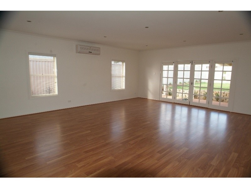 1/20 Hinton Drive, Gunnedah NSW 2380