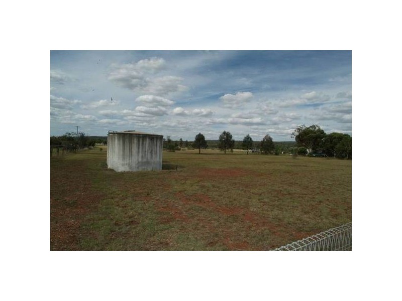 11 Carlyon Avenue, Gunnedah NSW 2380