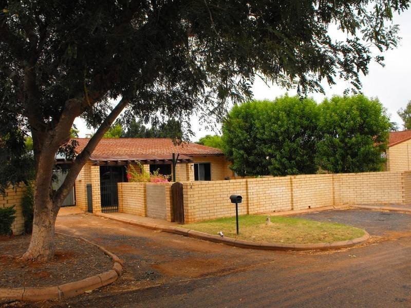 4 Cowrie Court, Karratha WA 6714