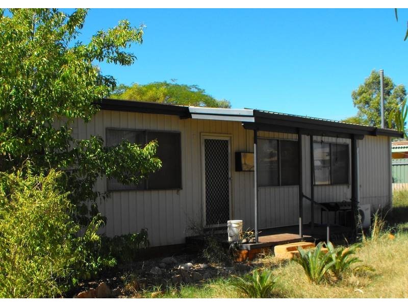 98b Wellard Way, Karratha WA 6714