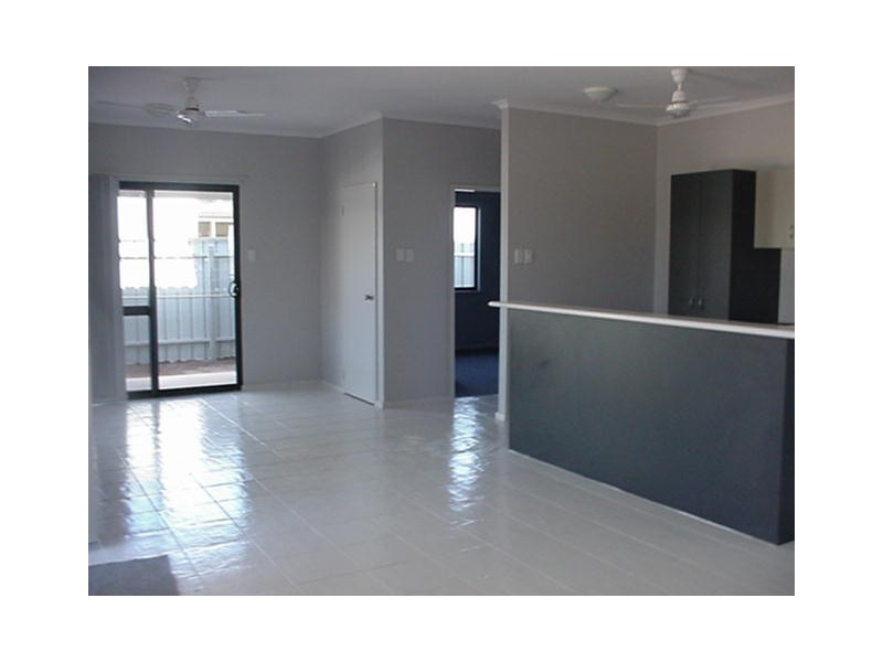 11/2 Buchanan Circuit, Karratha WA 6714