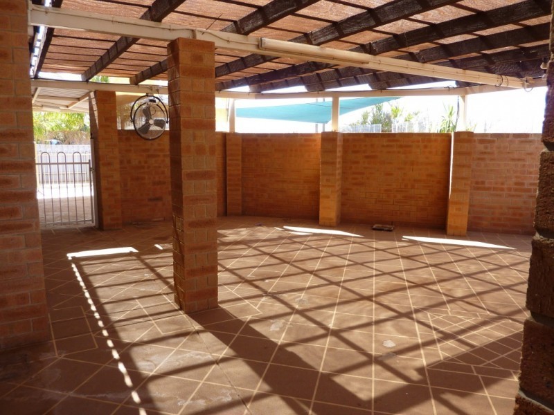 2 Law Court, Millars Well WA 6714