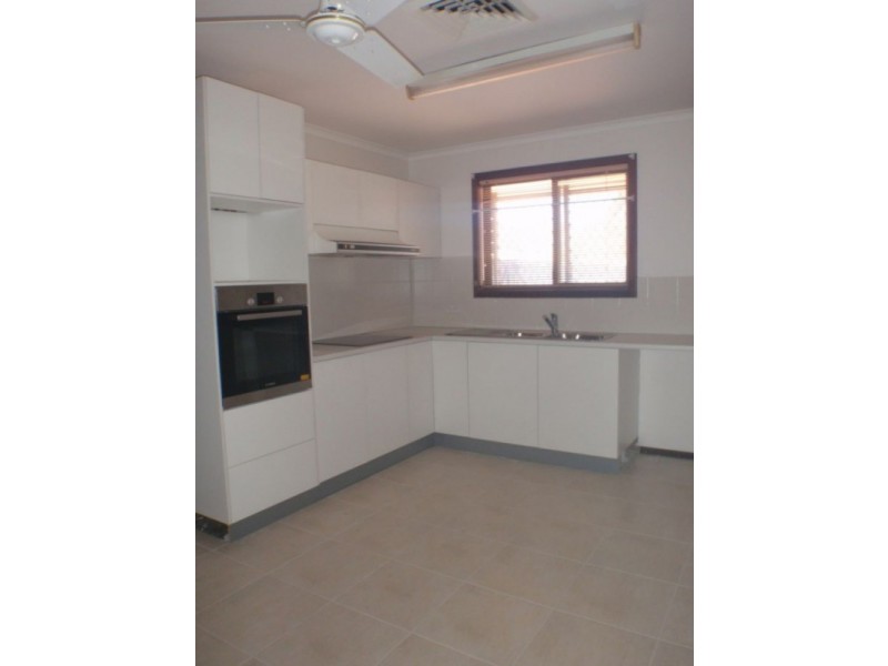 8 Burnside Court, Millars Well WA 6714