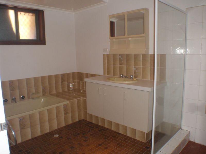 8 Burnside Court, Millars Well WA 6714