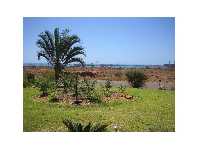 320 Patterson Crescent, Dampier WA 6713