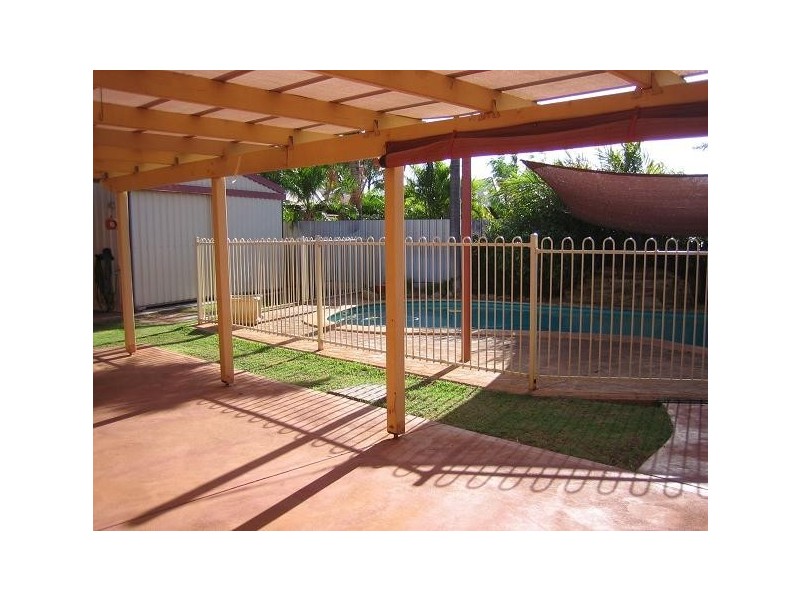 28 McCamey Loop, Baynton WA 6714