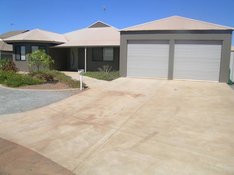28 MacMahon Way, Karratha WA 6714